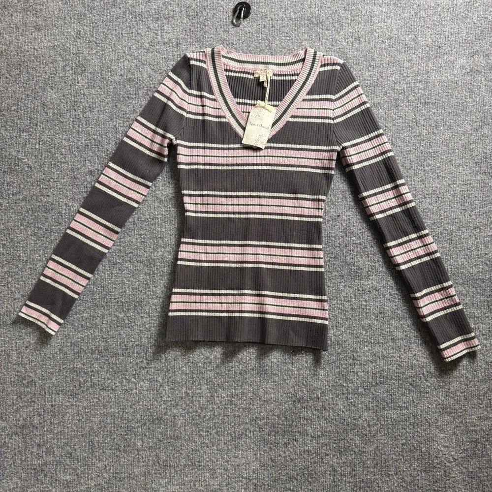 NWT Hem & Thread Striped Ribbed Knit V-Neck Long Sleeve Top Pink Gray⁠ Medium